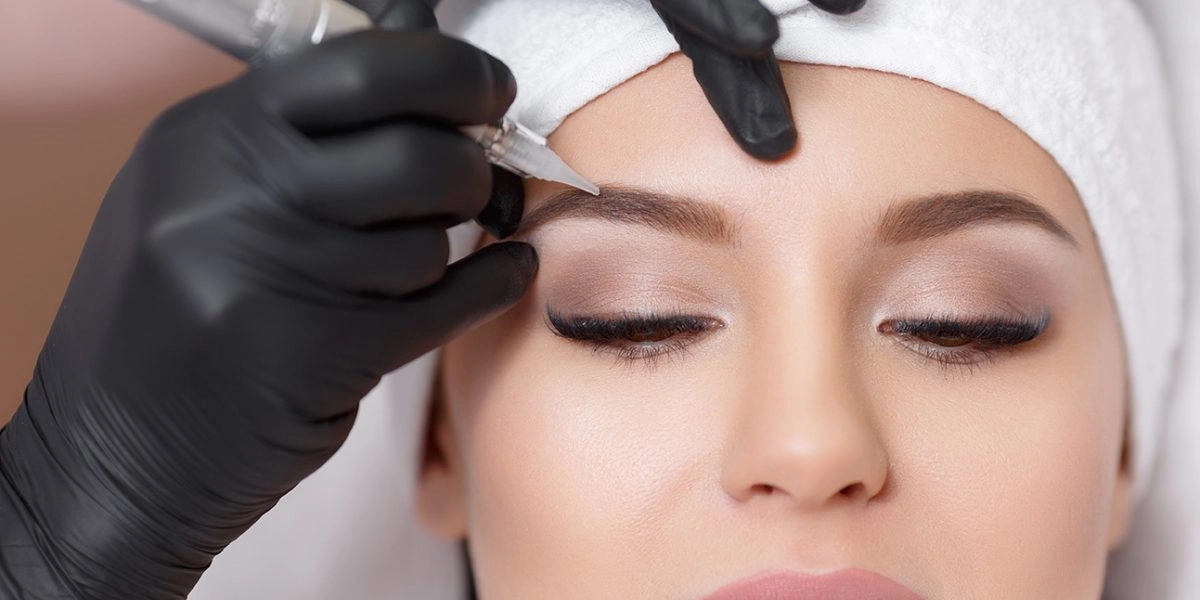Evaluating Health Factors in Brow Tattoo Vs Microblading